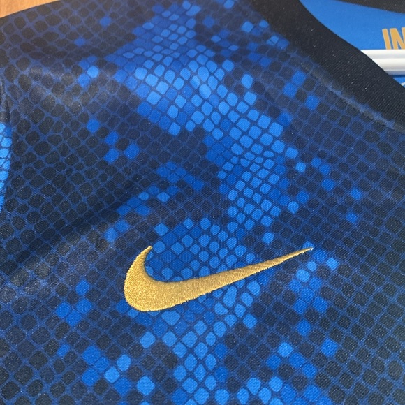 2021-2022 Inter Milan Home Jersey Large - Picture 4 of 5